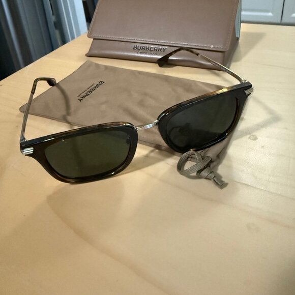 Burberry Sunglasses - BE4395 Tortoise - Picture 2 of 4